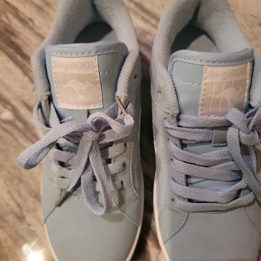 Sneaker